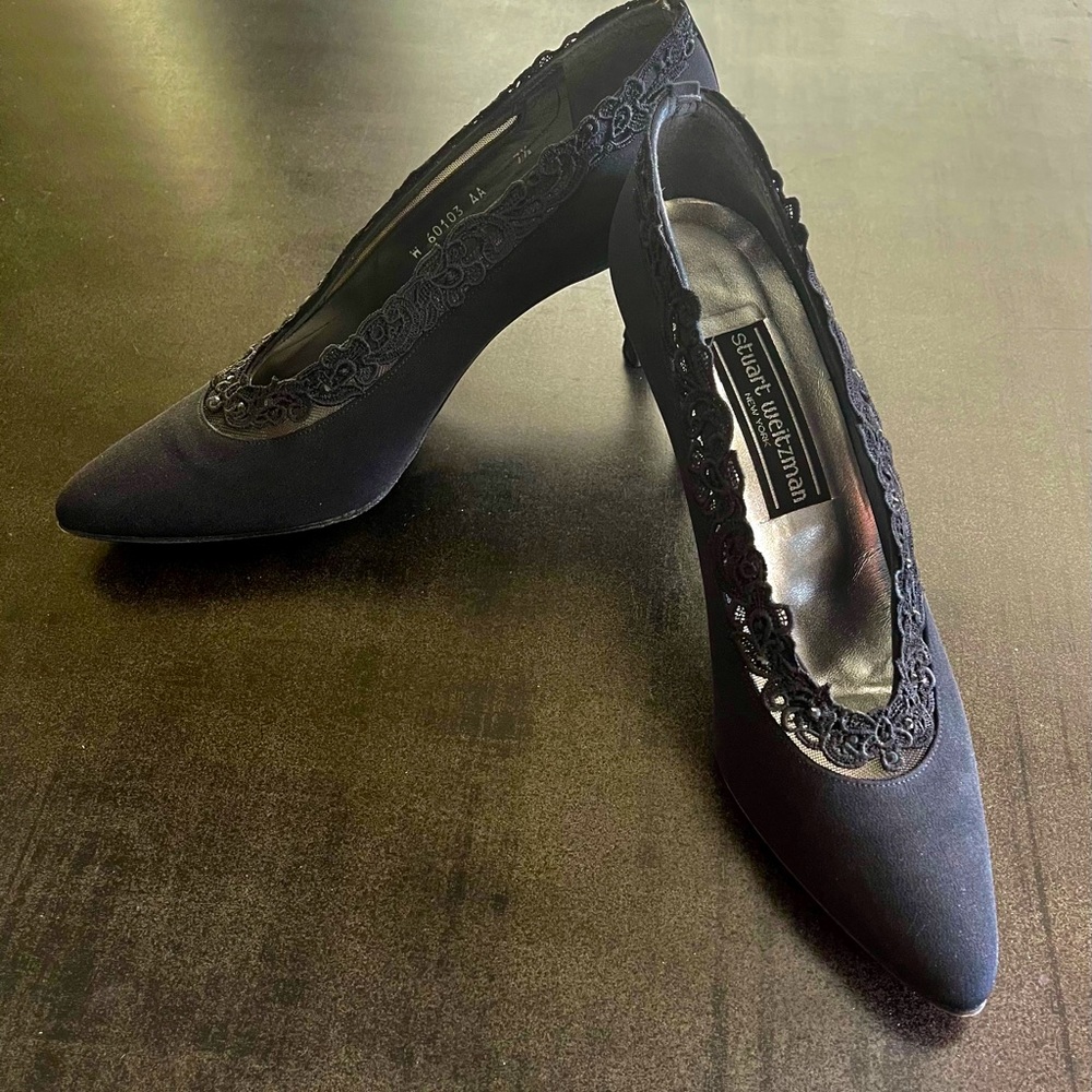 Black silk and lace Stuart Weitzman dress heels